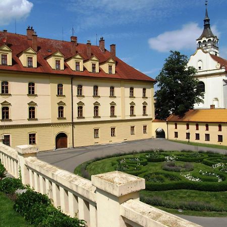 Apartma S Vlastni Saunou Lipnik nad Becvou Exterior photo